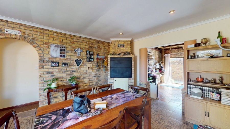 3 Bedroom Property for Sale in Summerstrand Eastern Cape